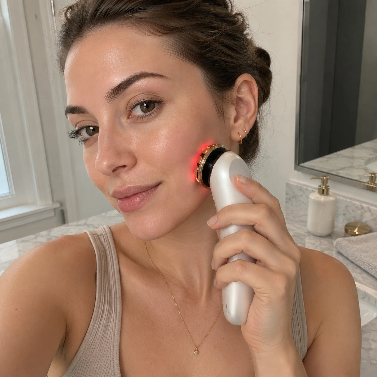 3-in-1 Facial Lifting Massager