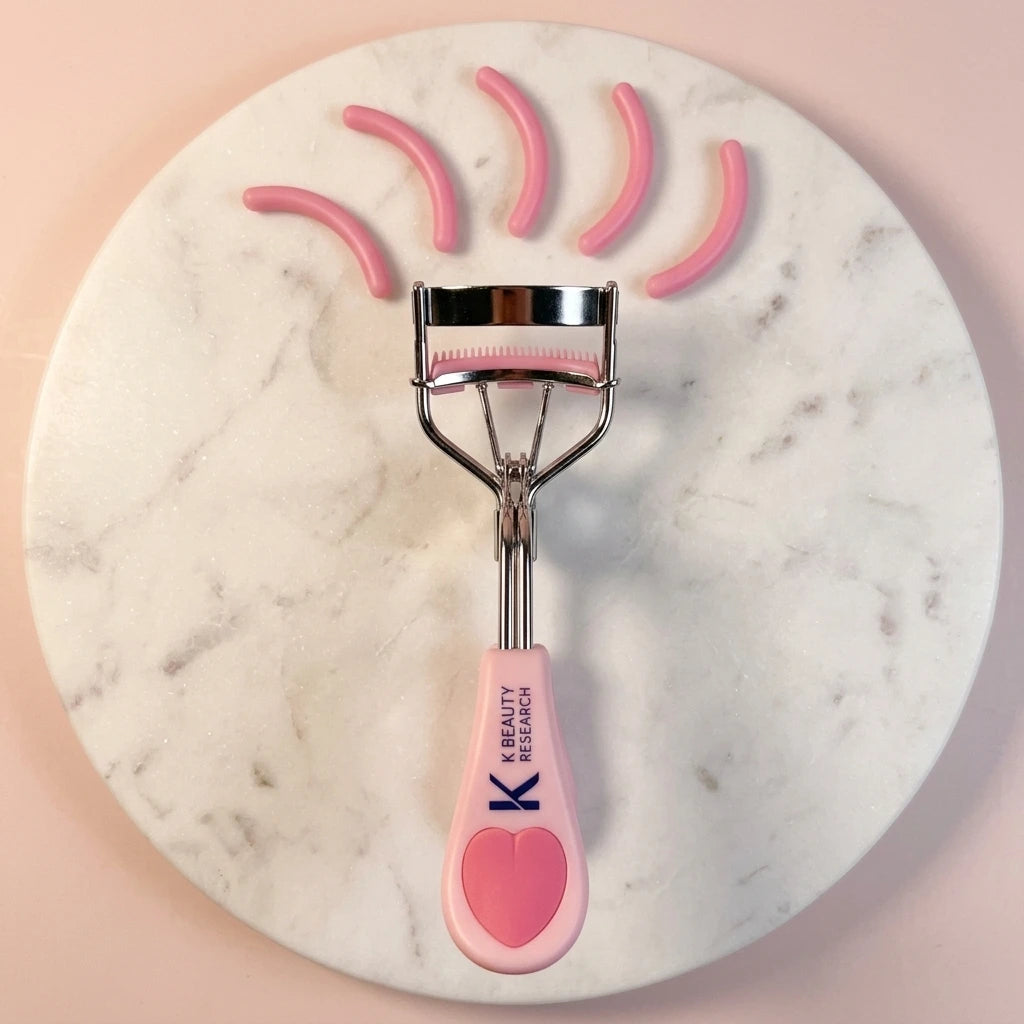 Stainless Steel Eyelash Curler with Built-in Comb Pinch Pain-Free